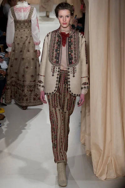Look 9
